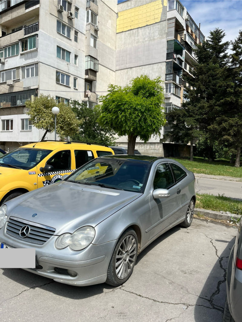 Mercedes-Benz C 220 CDI, снимка 4 - Автомобили и джипове - 45979528
