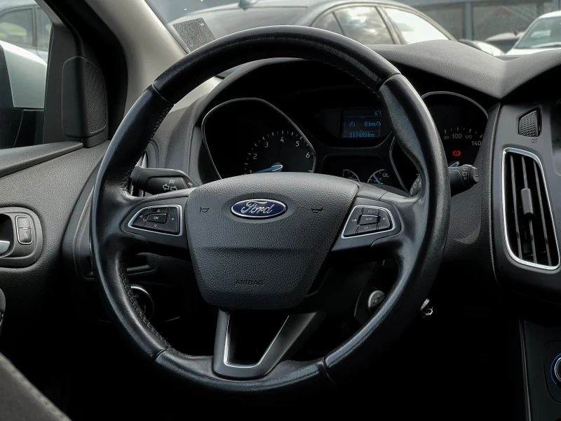 Ford Focus 1.0 EcoBoost * 100h.p * От България, снимка 14 - Автомобили и джипове - 48848321