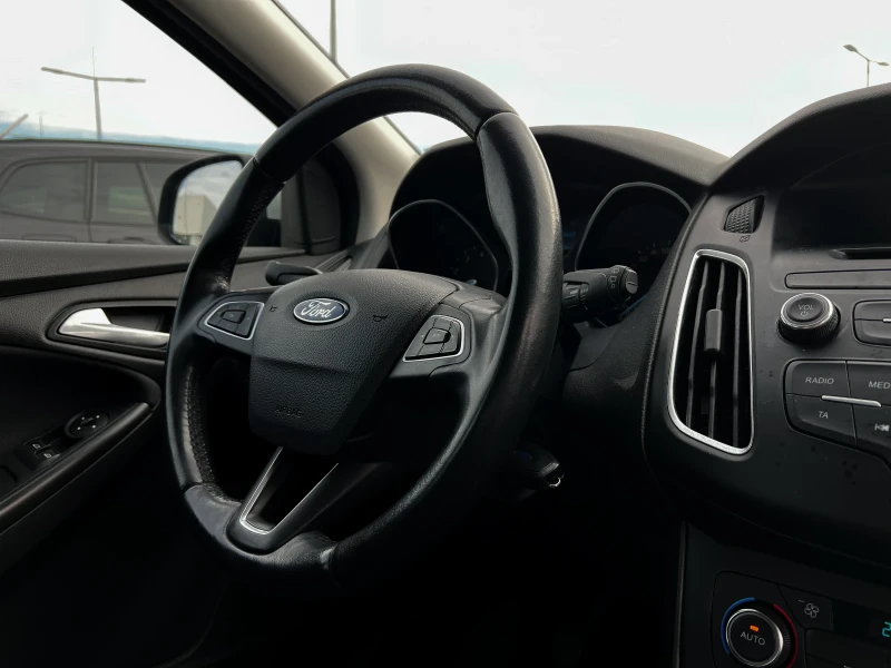 Ford Focus 1.0 EcoBoost * 100h.p * От България, снимка 12 - Автомобили и джипове - 48848321