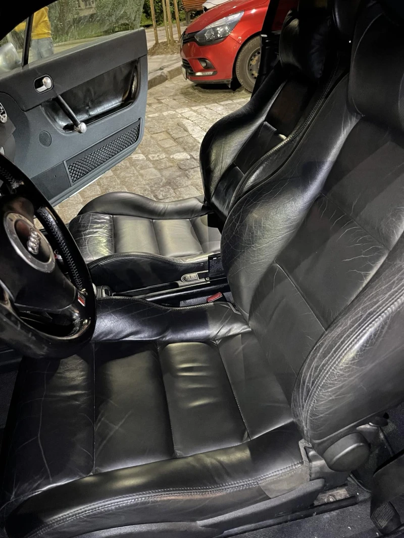 Audi Tt, снимка 8 - Автомобили и джипове - 52173211