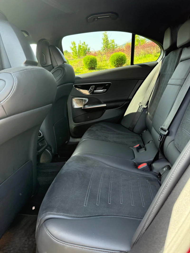 Mercedes-Benz C 300  360 camera / 4 Matic / AMG / 40888 км , снимка 6 - Автомобили и джипове - 52620698