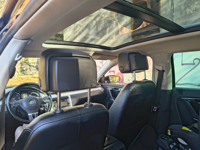 VW Passat B7 Combi, снимка 11 - Автомобили и джипове - 52264041