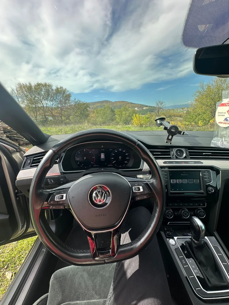 VW Passat, снимка 13 - Автомобили и джипове - 52542475