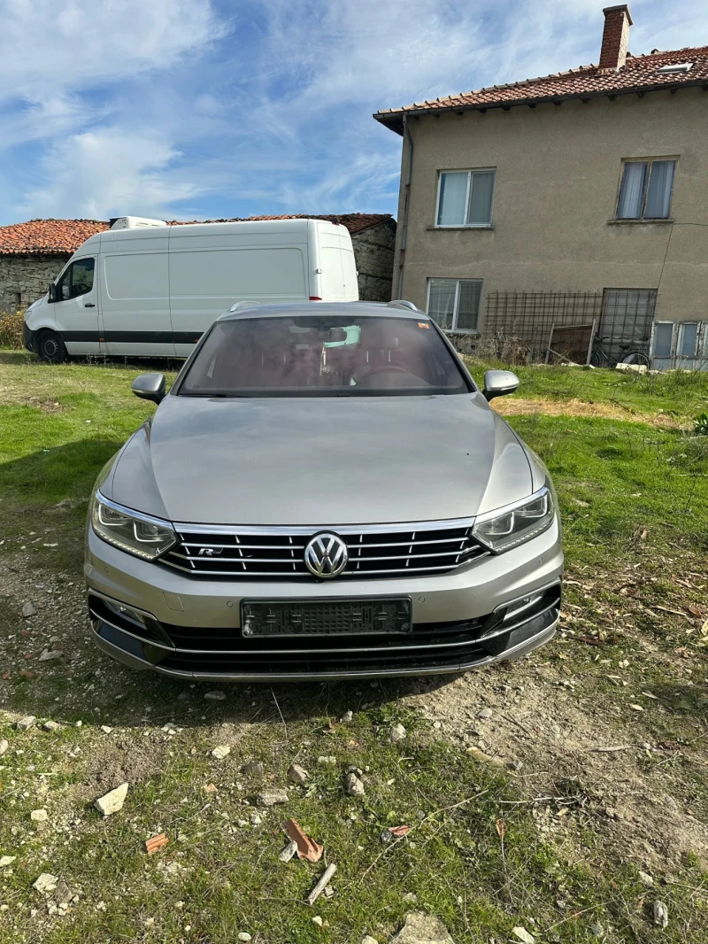 VW Passat, снимка 2 - Автомобили и джипове - 52542475