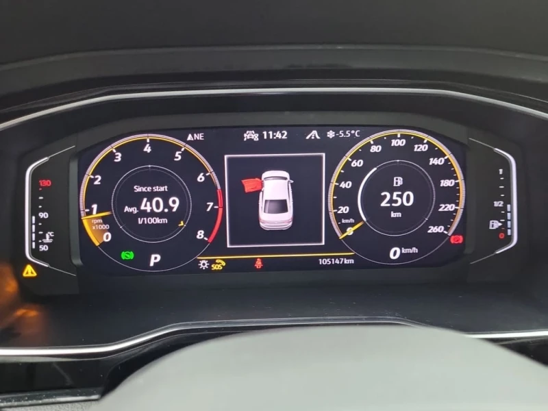 VW Jetta * DSG * CARFAX * БЕЗ ПЪРВОНАЧАЛНА ВНОСКА, снимка 8 - Автомобили и джипове - 52950357