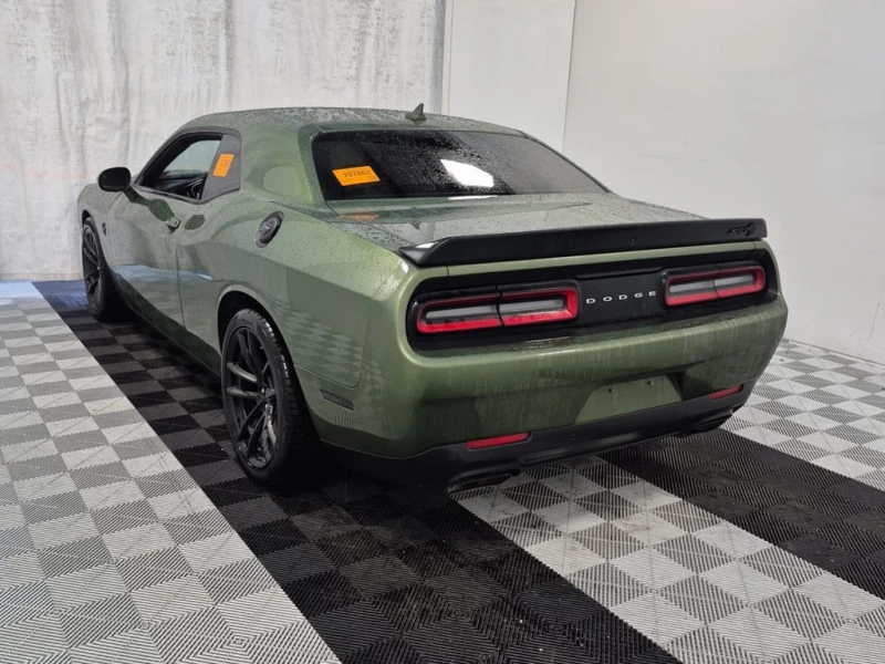 Dodge Challenger * SRT HELLCAT JAILBREAK * CARFAX * БЕЗ ПЪРВОНАЧАЛН, снимка 4 - Автомобили и джипове - 53035827