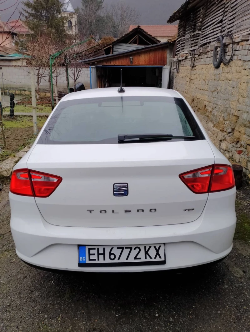 Seat Toledo 1.6TDI, снимка 8 - Автомобили и джипове - 53560853