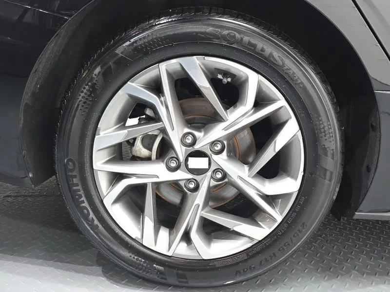 Hyundai Sonata 2.0 Premium, снимка 5 - Автомобили и джипове - 55896196