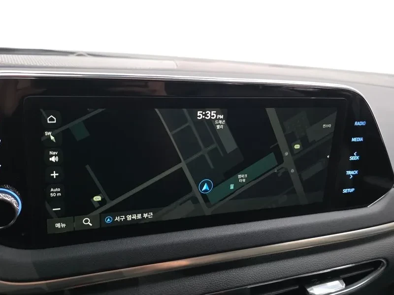 Hyundai Sonata 2.0 Premium, снимка 14 - Автомобили и джипове - 55896196