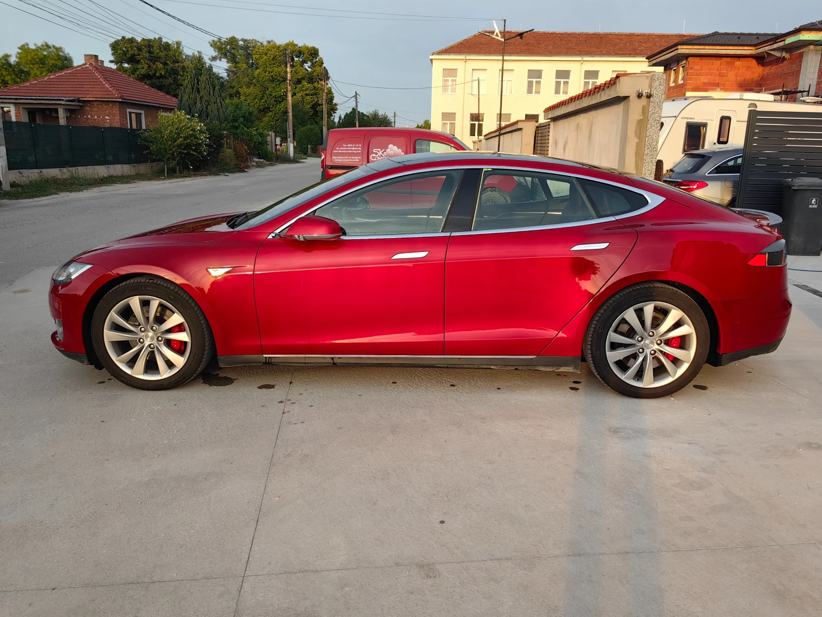 Tesla Model S P90D 733 к.с. ЕВРОПЕЙСКА free supercharge - изображение 3