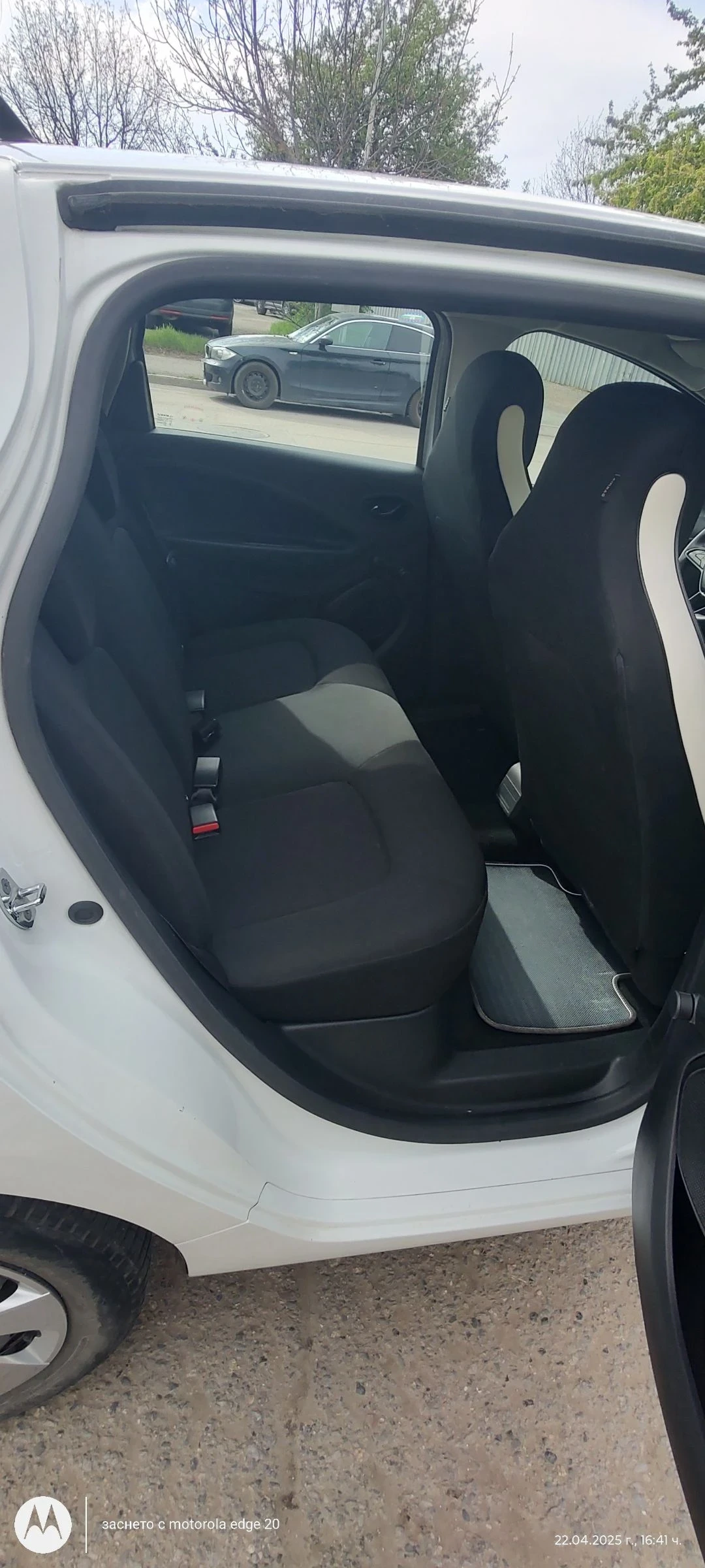 Renault Zoe 41kwh - изображение 10