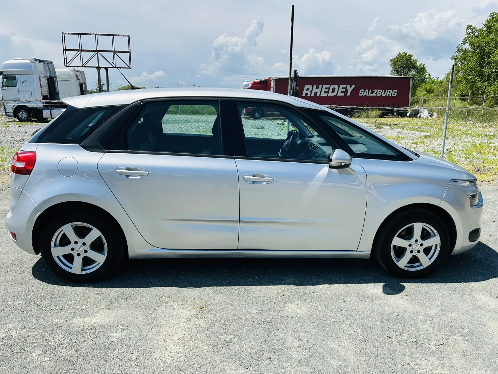 Citroen C4 Picasso 1.6HDi/EURO6/NAVI - изображение 6