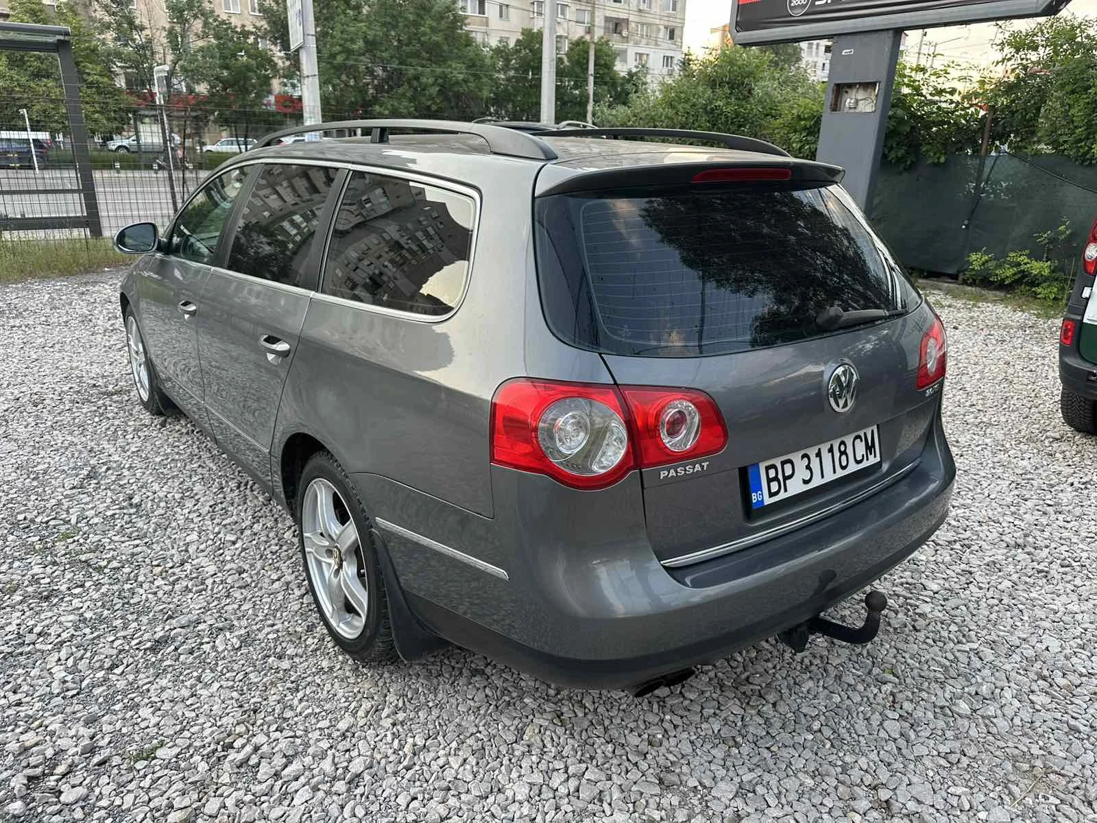 VW Passat 2.0i* Бензин* Кожа* Комби - изображение 4