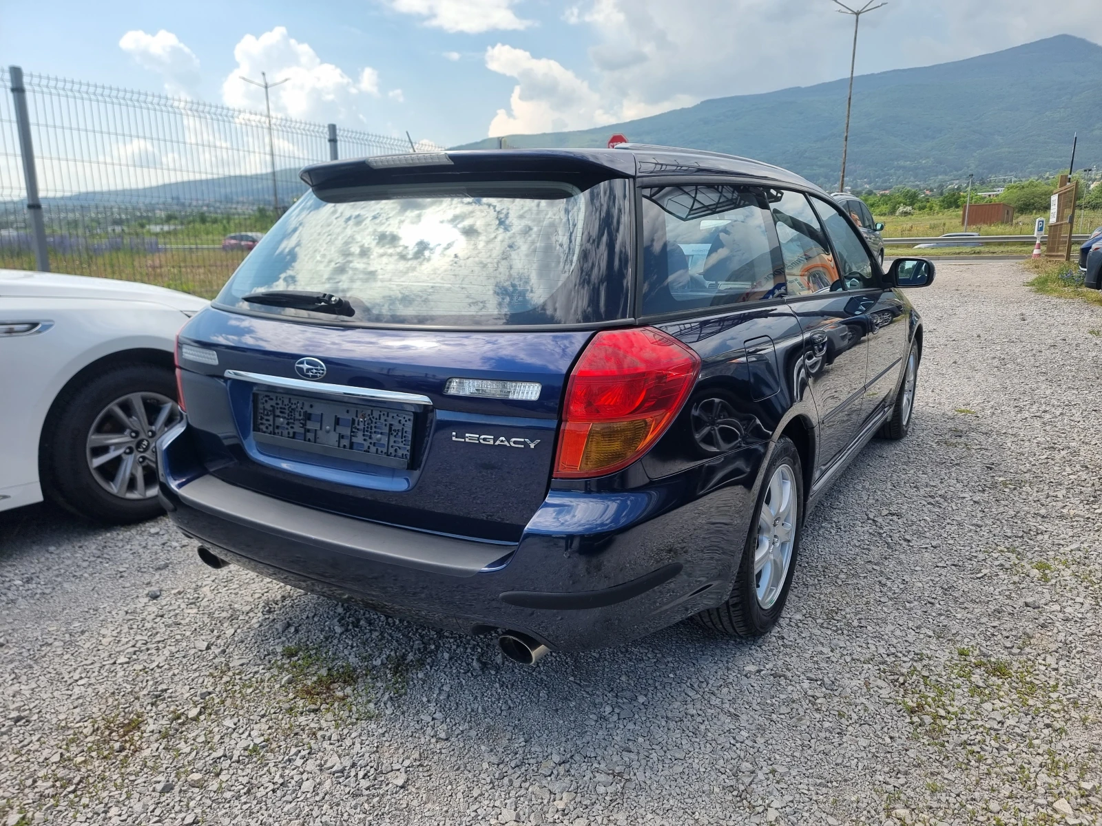 Subaru Legacy 2.5I 4X4 АВТОМАТИК - изображение 3