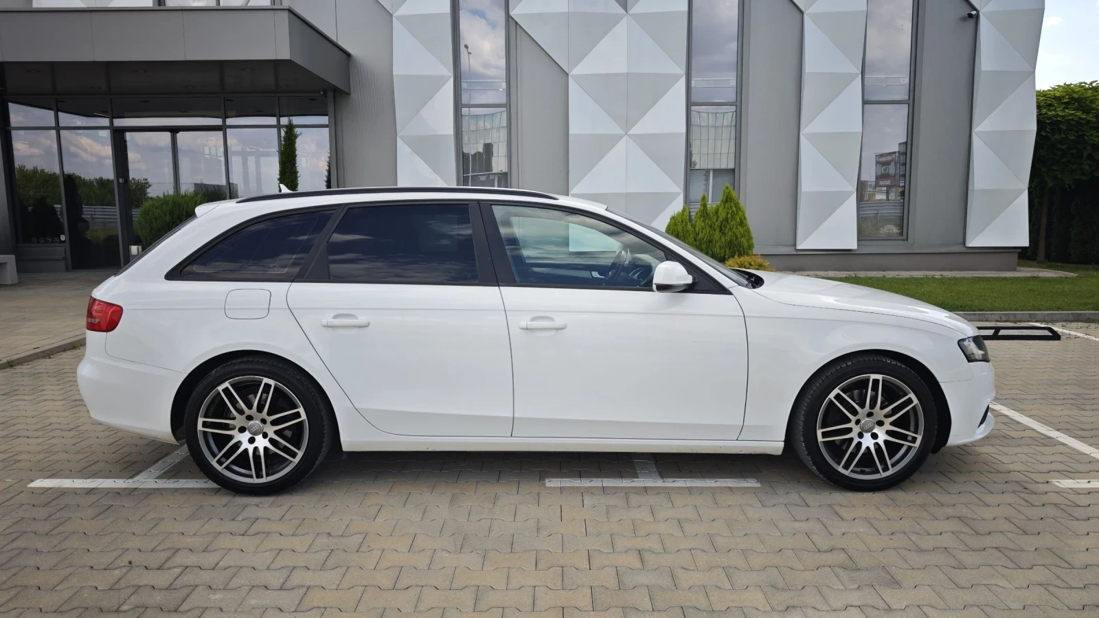 Audi A4 2.0TDI 143 kc. - изображение 6