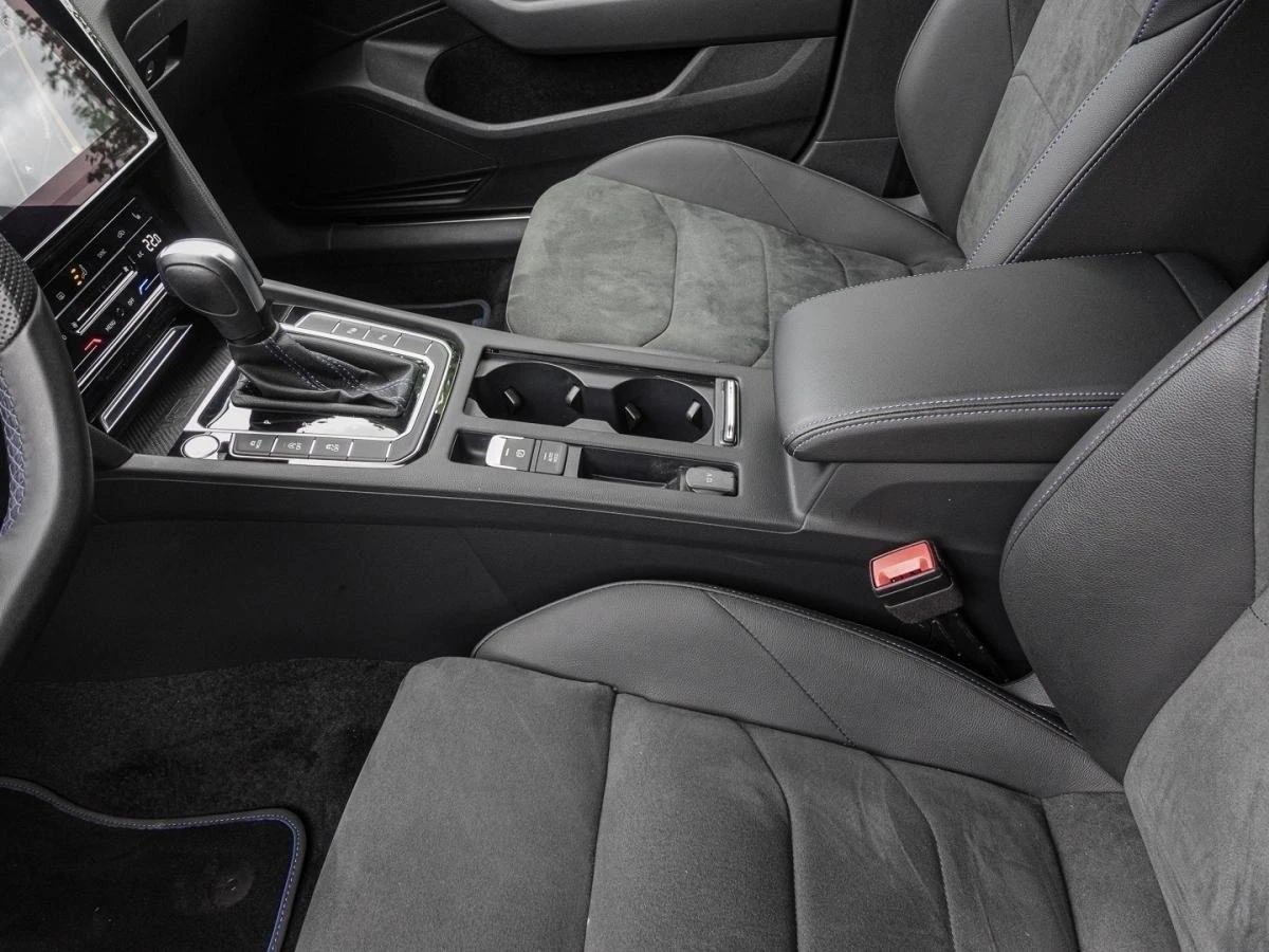 VW Arteon SHOOTING BRAKE* R* 4M* DSG* DISTR* KEYLESS*  - изображение 7