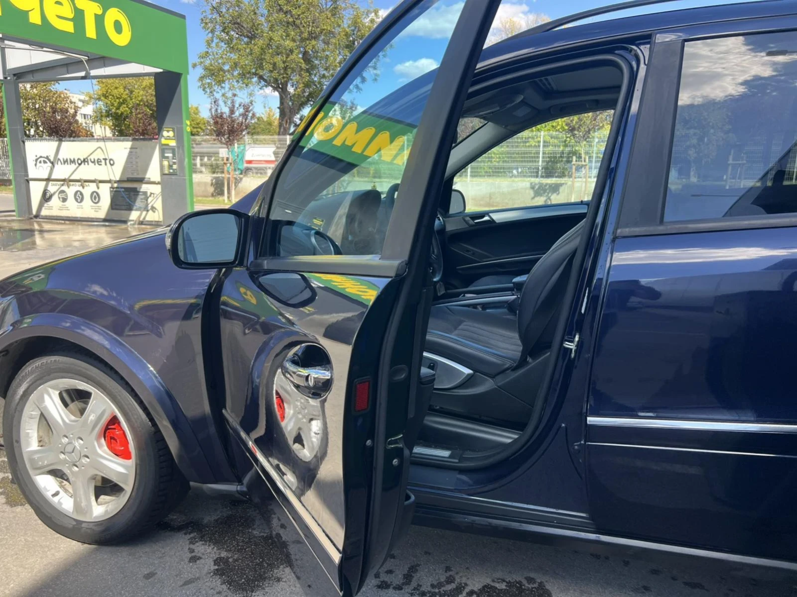 Mercedes-Benz 320  - изображение 9