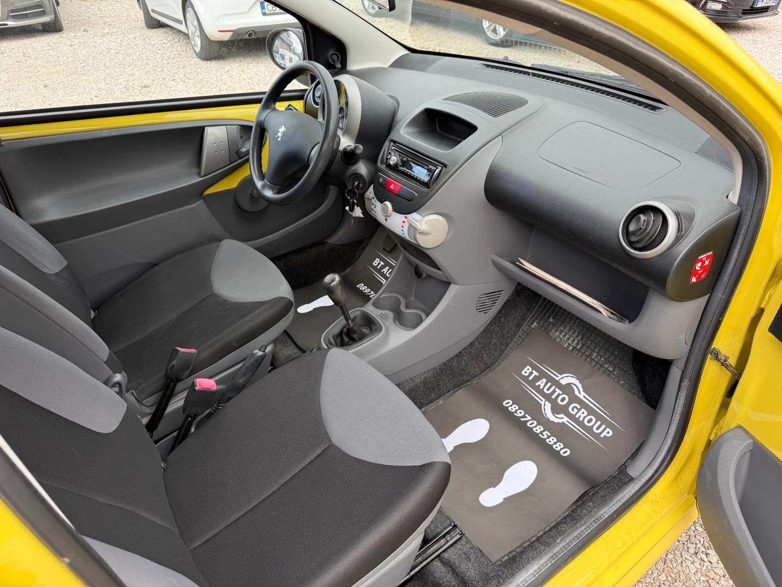 Peugeot 107 * * 100000KM* * ПЪЛНА СЕРВИЗНА ИСТОРИЯ* *  - изображение 10
