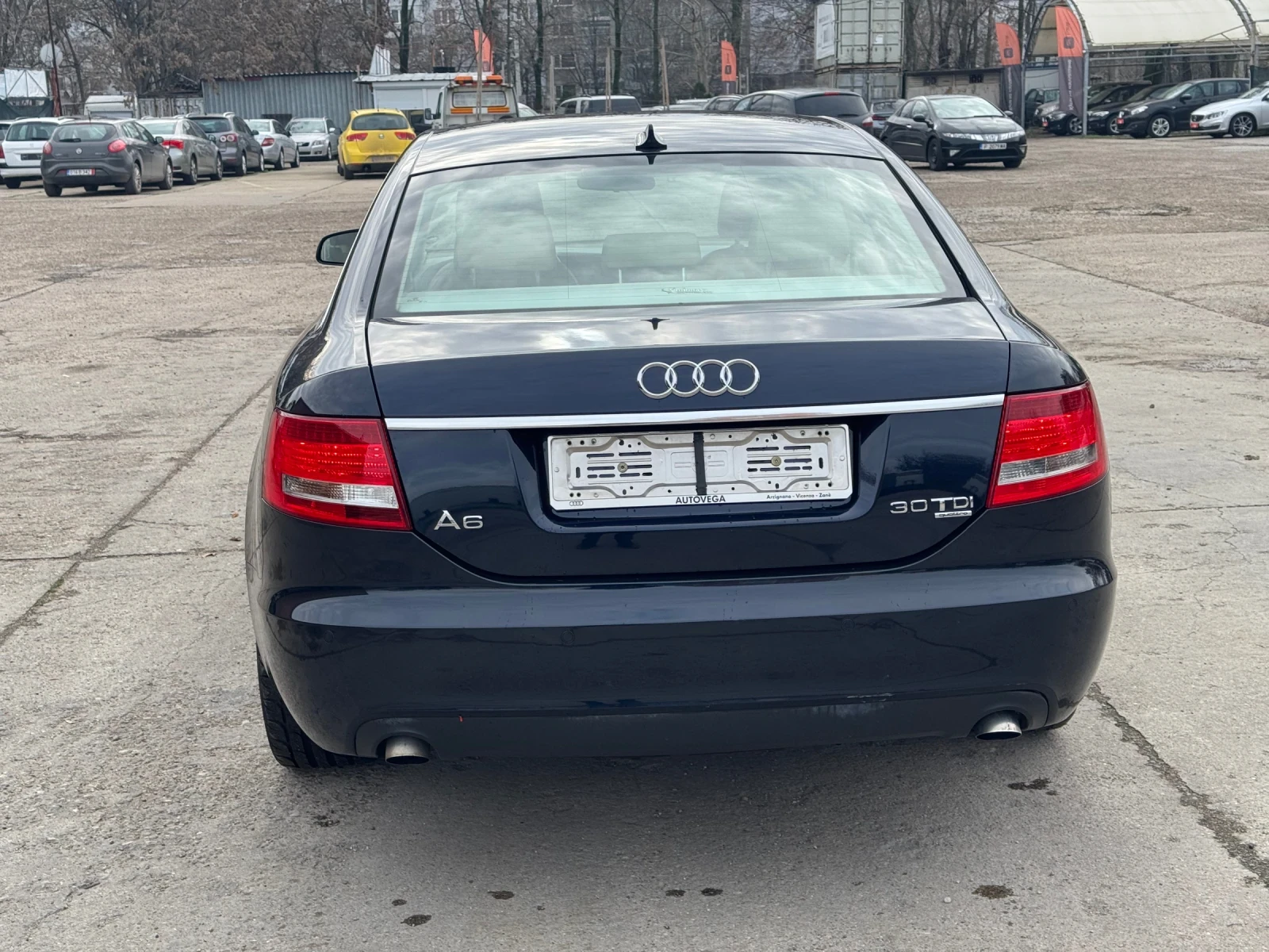 Audi A6 3000-224 quatro нави - изображение 7