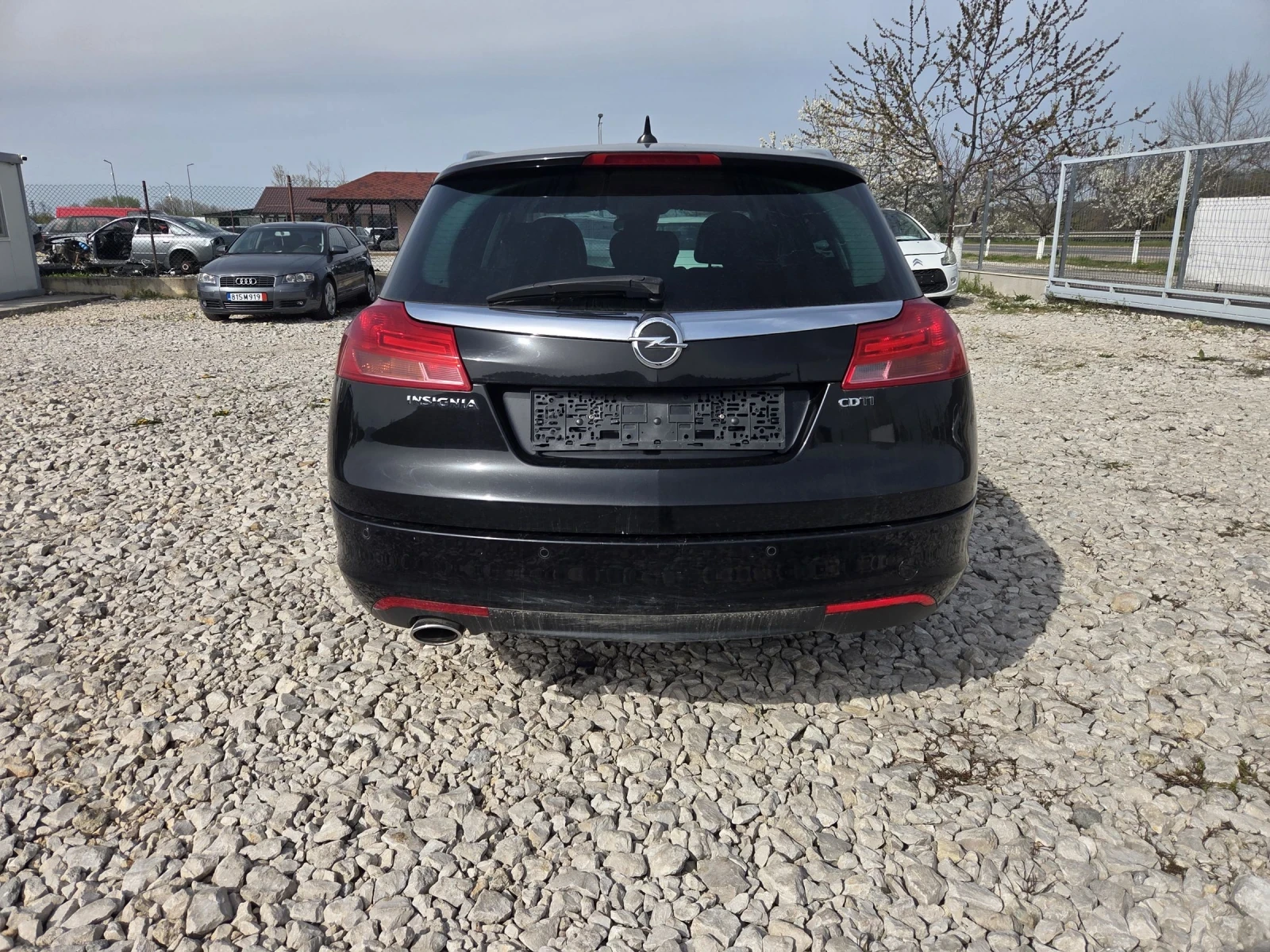 Opel Insignia 2.0cdti* automatik* , снимка 6 - Автомобили и джипове - 53128929