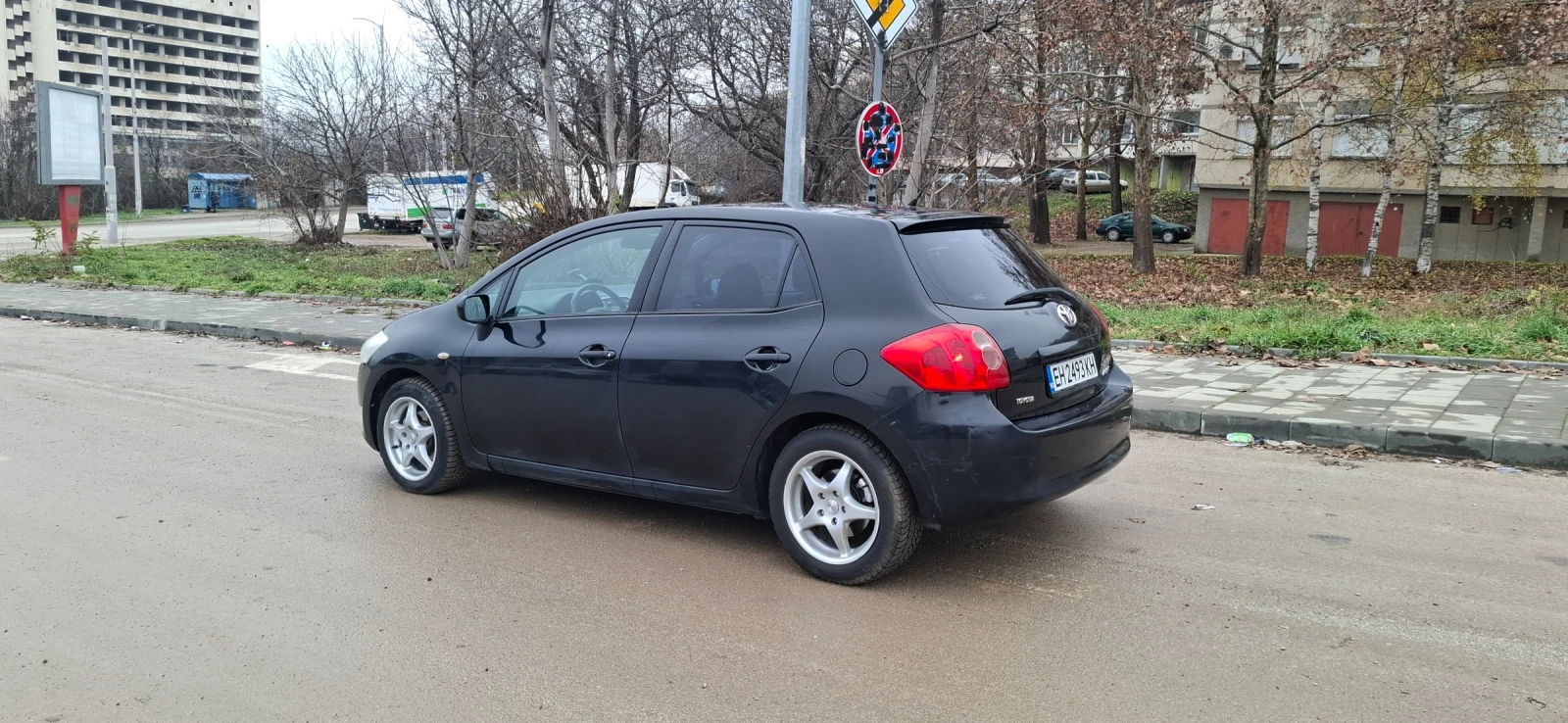 Toyota Auris 1.6vvt-i+ ГАЗ - изображение 4