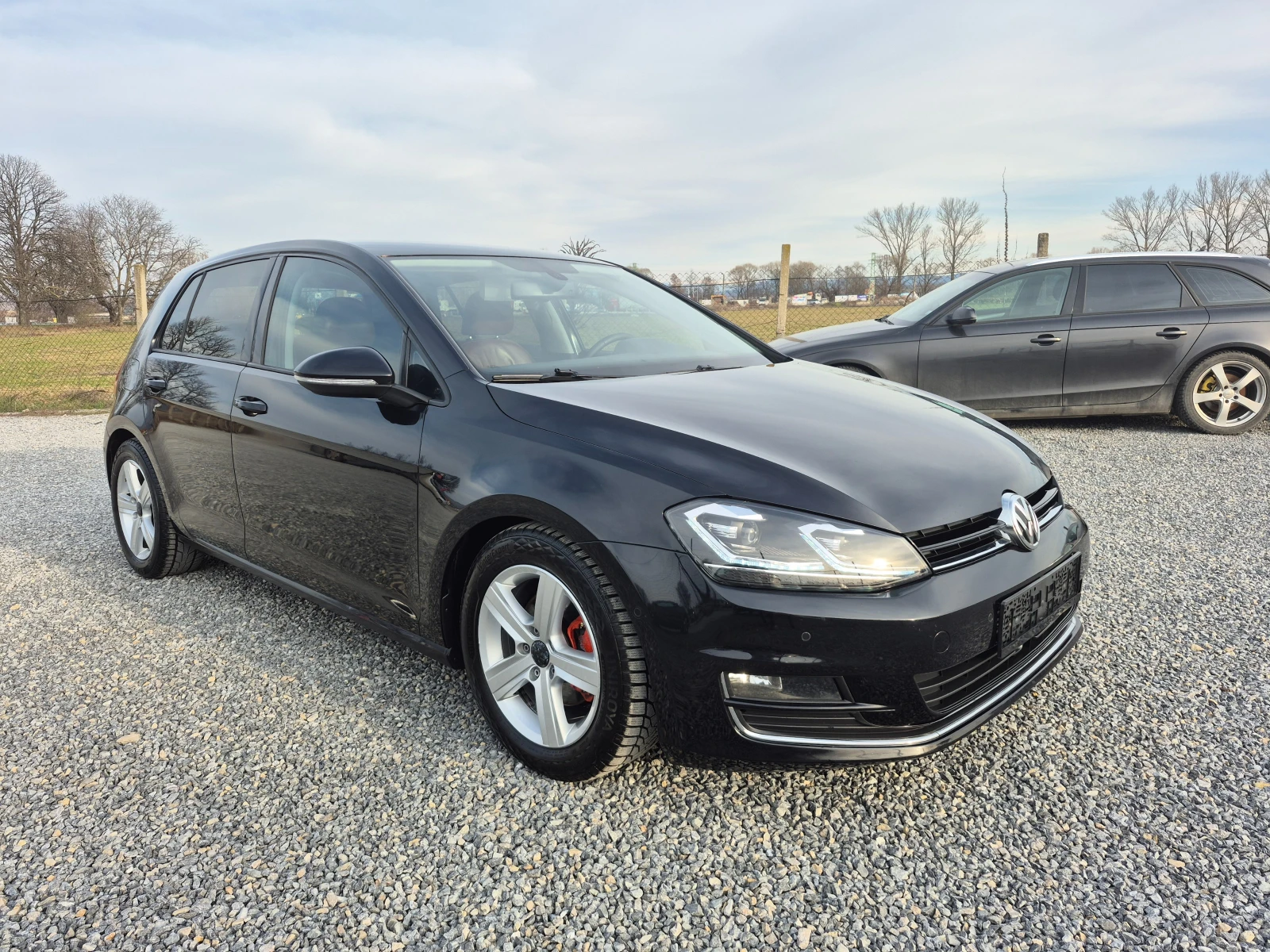 VW Golf 1.6  TDI, снимка 3 - Автомобили и джипове - 53892237