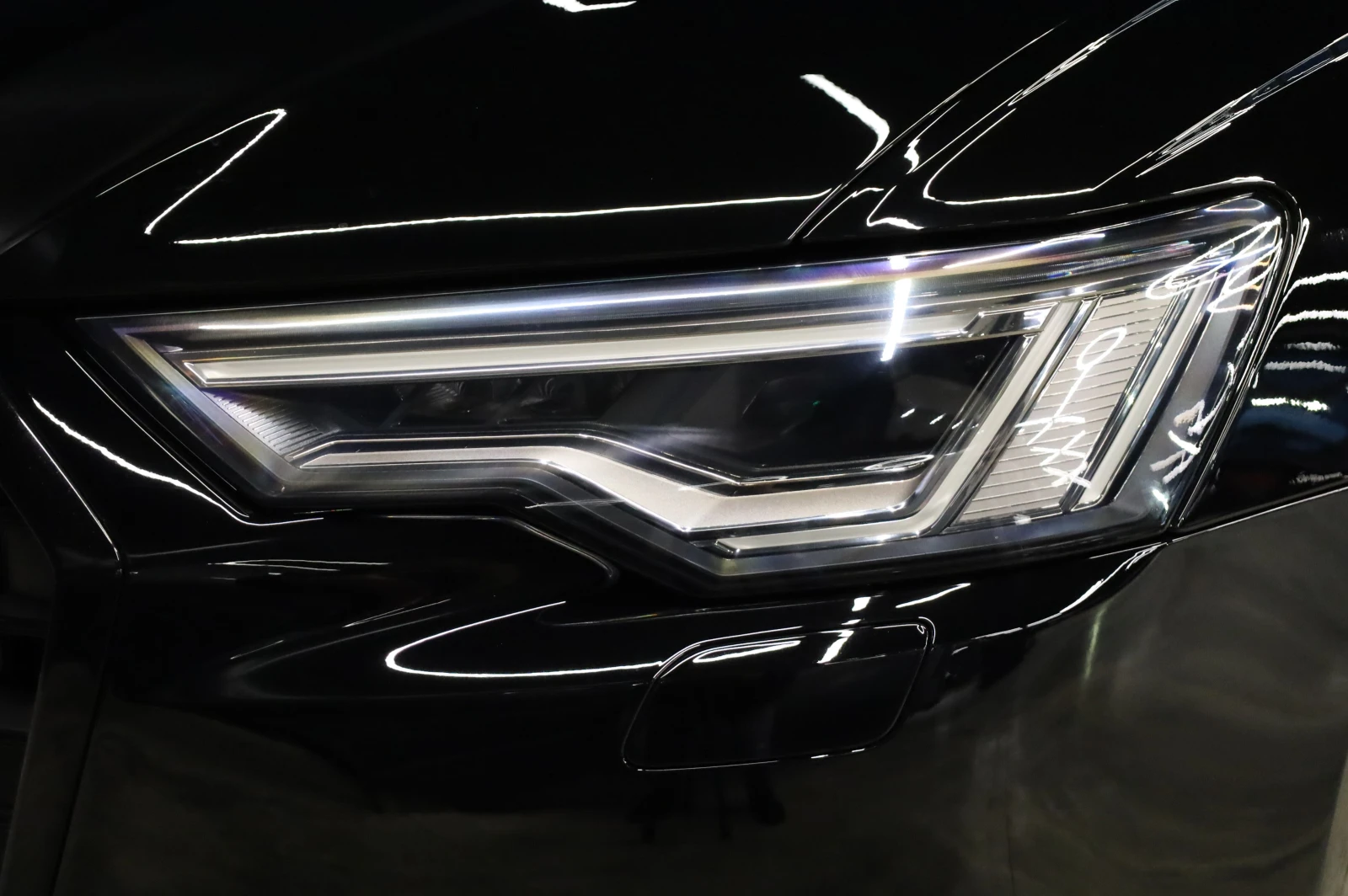 Audi A6 2XS-LINE* LED LIGHTS* B&O* , снимка 4 - Автомобили и джипове - 54030242