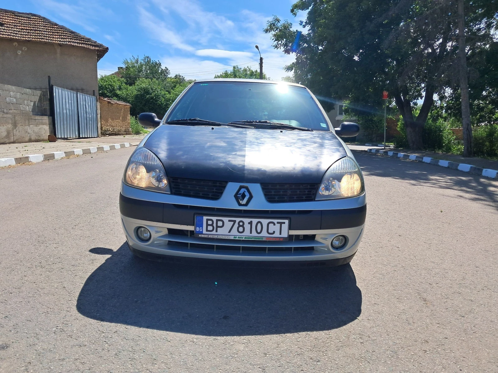 Renault Clio 1.5dci климатик, снимка 8 - Автомобили и джипове - 54720545