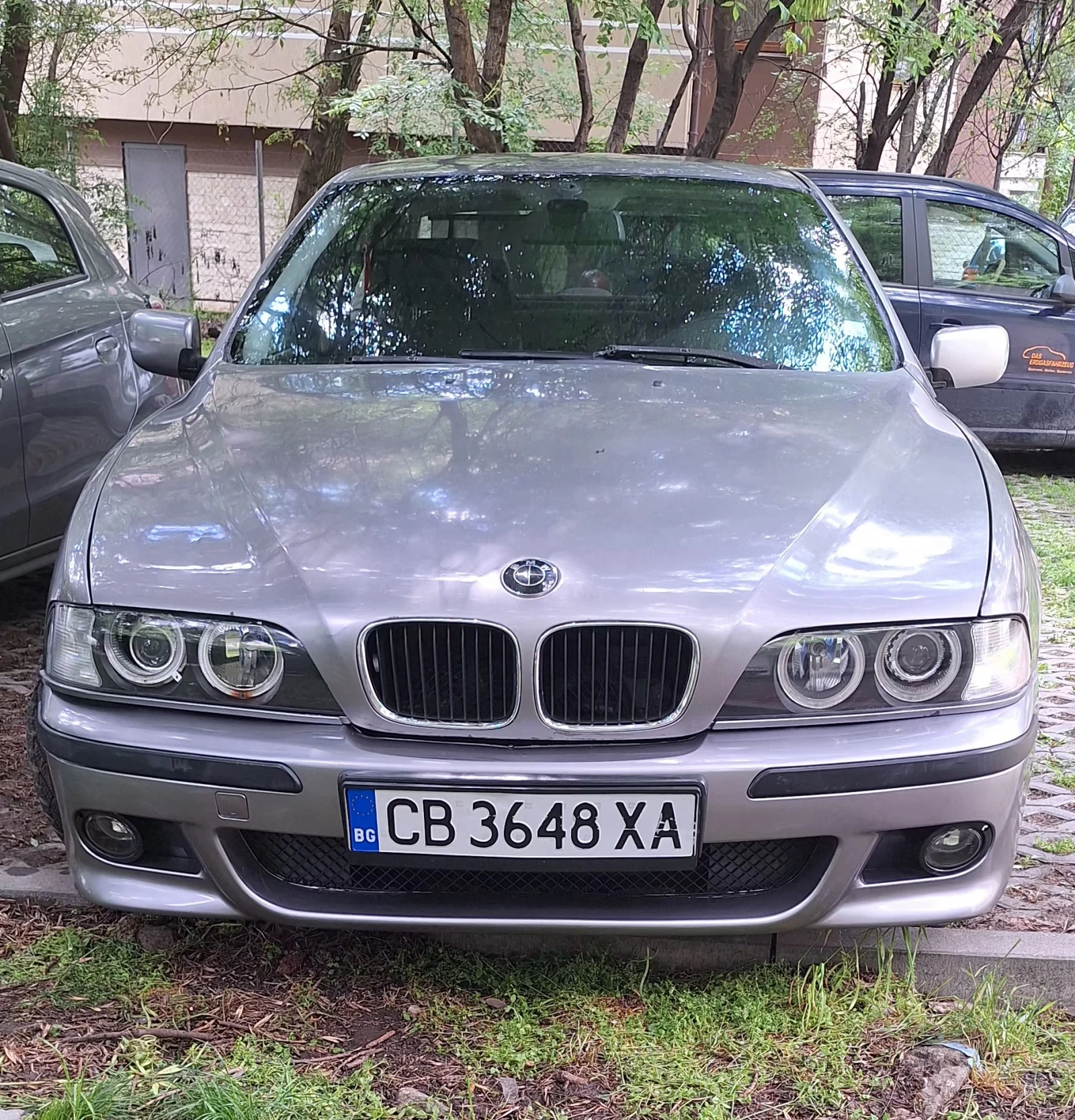 BMW 523