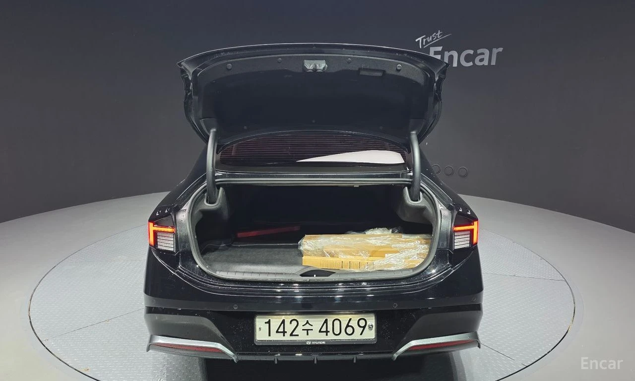 Hyundai Sonata 2.0* ГАЗ* ПОДГРЕВ* КАМЕРА* LANE ASSIST* МЪРТВА ТОЧ, снимка 7 - Автомобили и джипове - 54812075