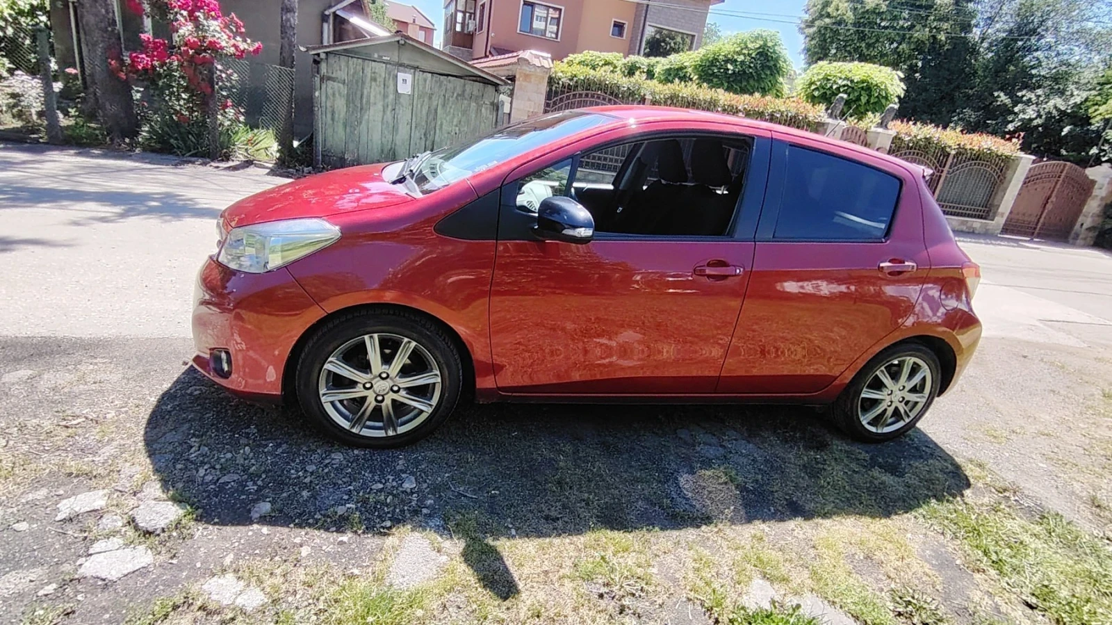 Toyota Yaris, снимка 3 - Автомобили и джипове - 54903131
