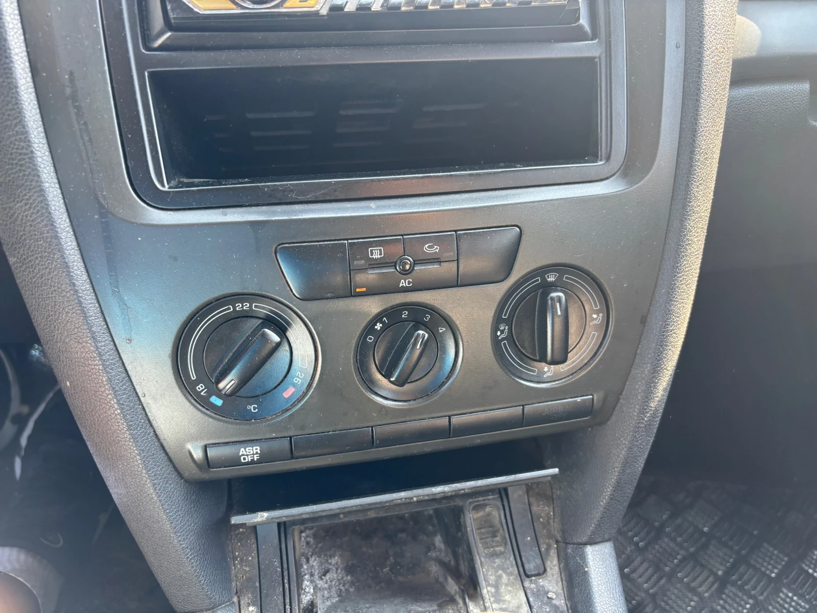 Skoda Octavia BXE 1.9 TDI 105 к.с. 5 ск НА ЧАСТИ, снимка 15 - Автомобили и джипове - 55329739