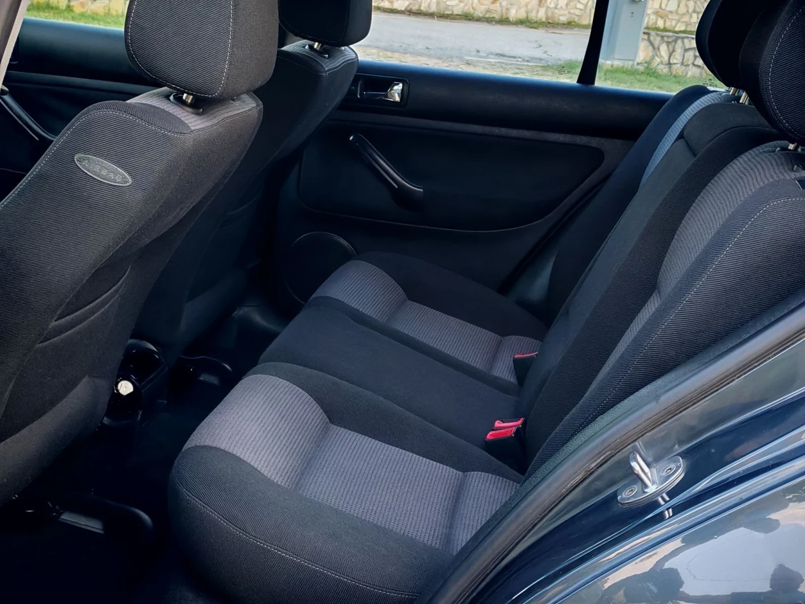 VW Golf 1.4I 16V(75)* FACELIFT* КЛИМАТРОНИК* НОВ ВНОС* , снимка 14 - Автомобили и джипове - 55667363