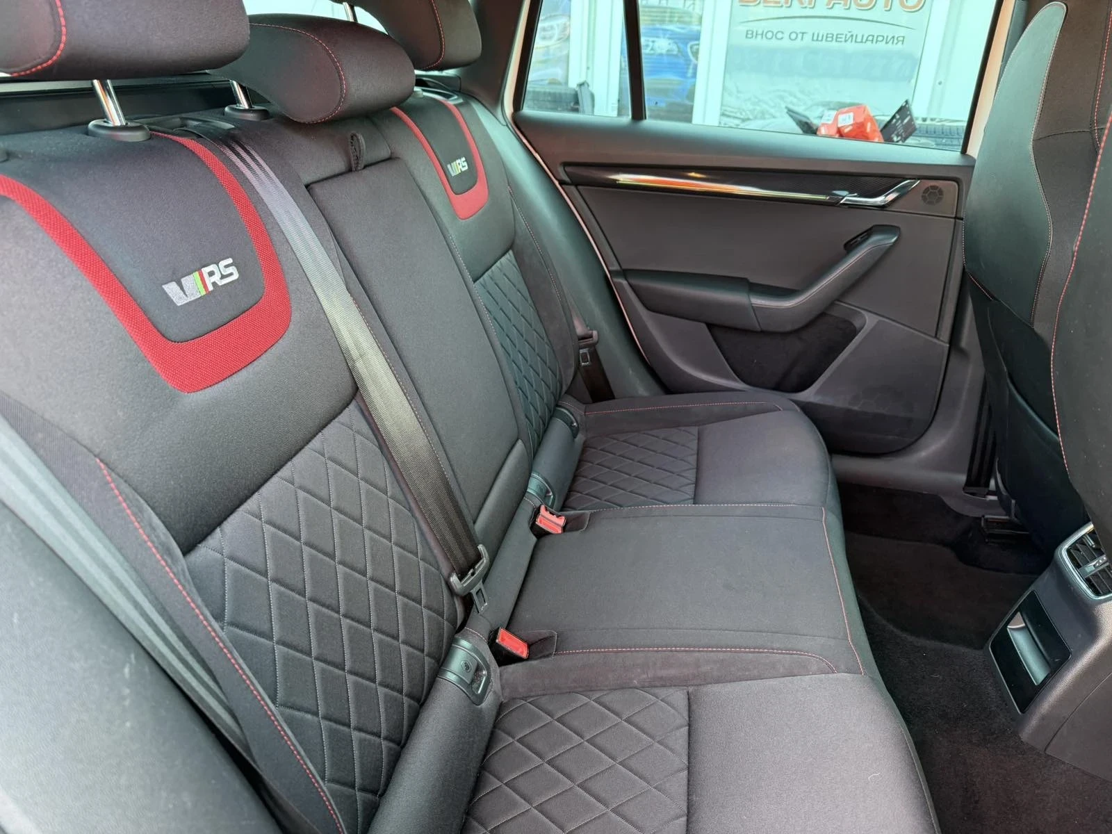Skoda Octavia 2.0 TDI 184к.с VRS, снимка 10 - Автомобили и джипове - 55743553