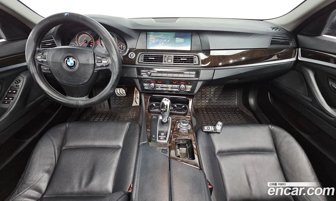 BMW 520 520d, снимка 7 - Автомобили и джипове - 56156695