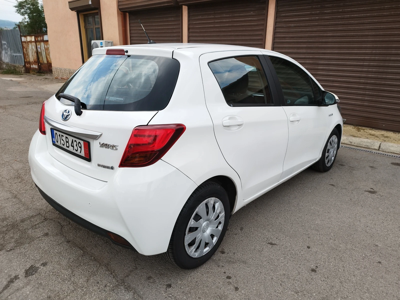 Toyota Yaris 1.5 Hibrid, 151223 км. Камера, снимка 4 - Автомобили и джипове - 56167016