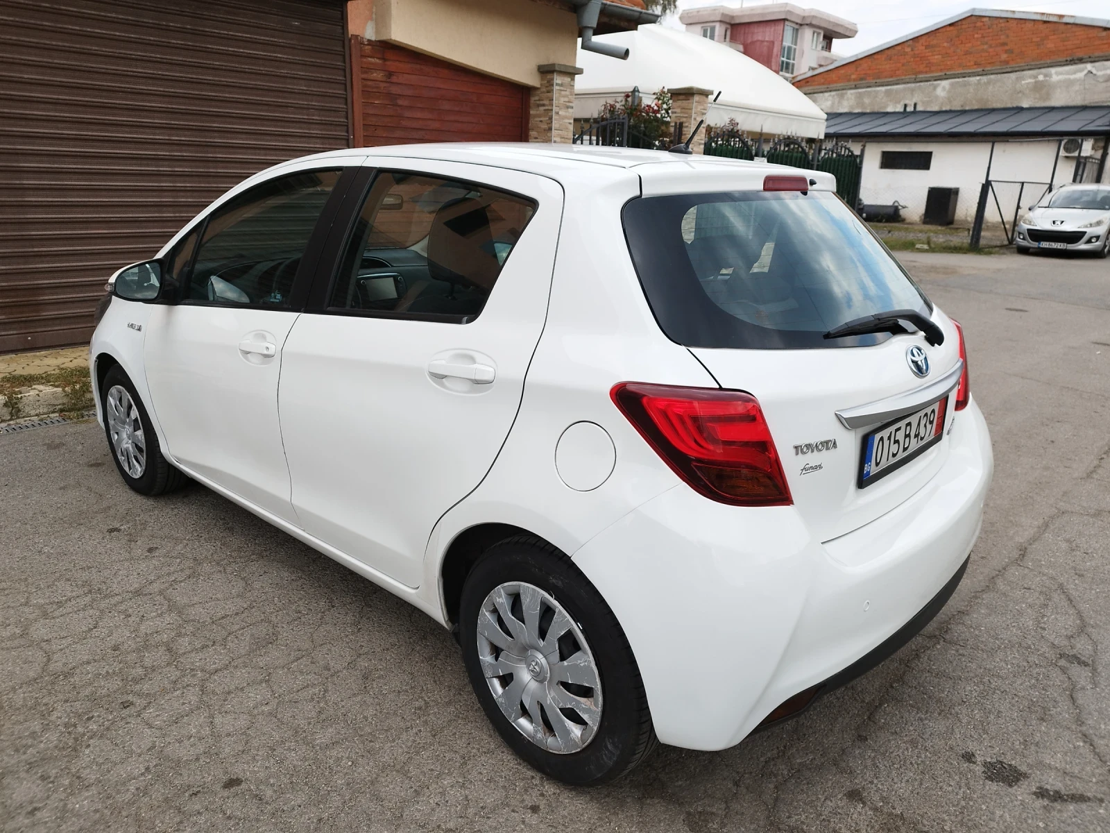 Toyota Yaris 1.5 Hibrid, 151223 км. Камера, снимка 6 - Автомобили и джипове - 56167016