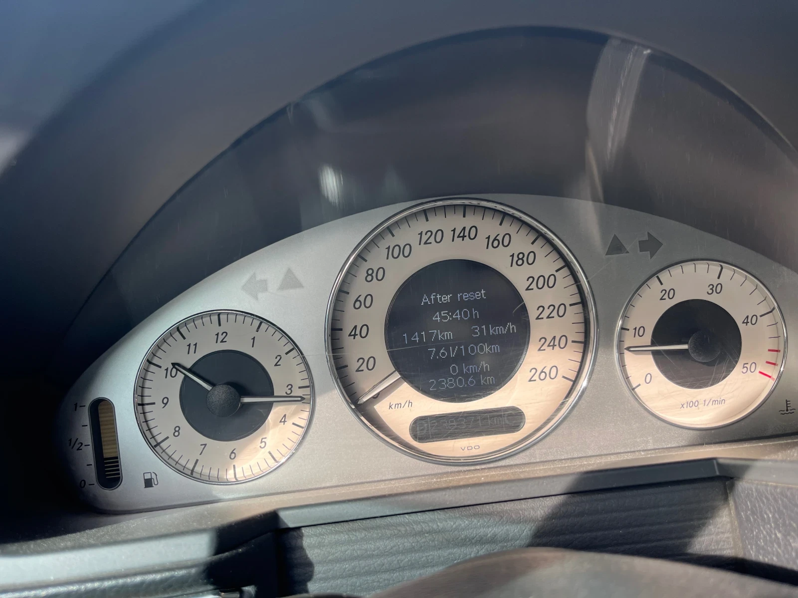 Mercedes-Benz E 320 AVANGARD реални километри, снимка 10 - Автомобили и джипове - 56226519