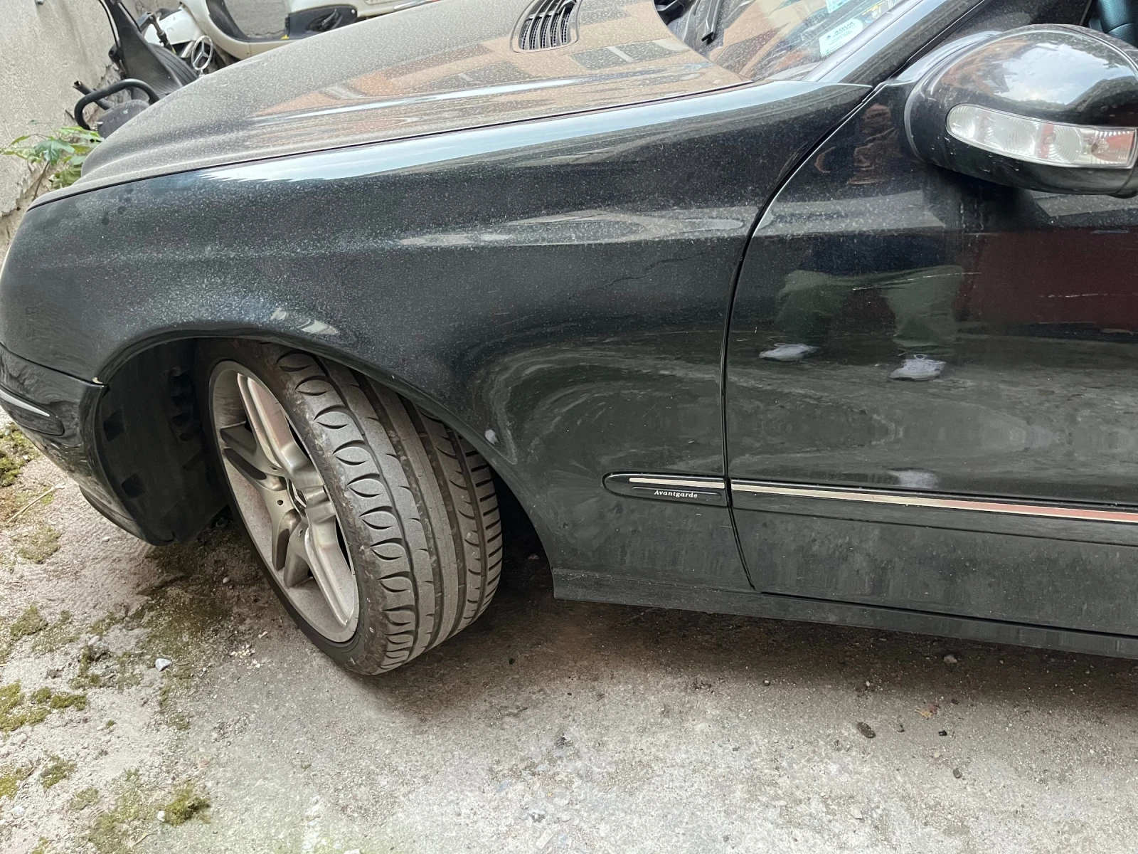 Mercedes-Benz E 320 AVANGARD реални километри, снимка 5 - Автомобили и джипове - 56226519