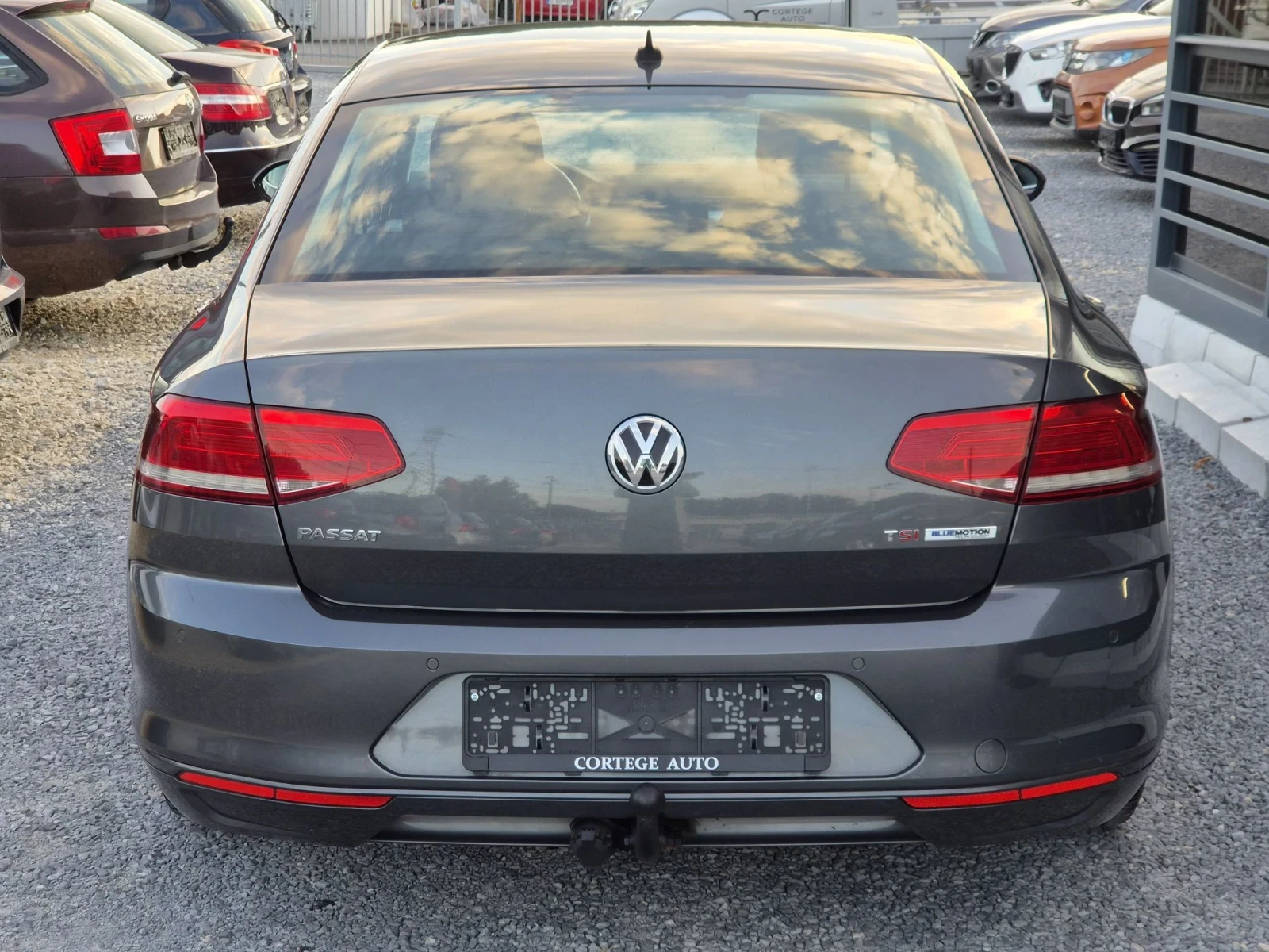 VW Passat 1.5TSI KLIMA EURO6, снимка 5 - Автомобили и джипове - 56230209