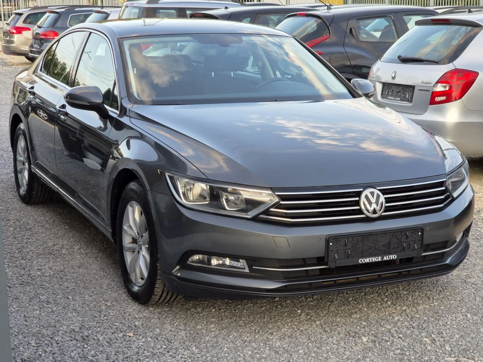 VW Passat 1.5TSI KLIMA EURO6, снимка 3 - Автомобили и джипове - 56230209