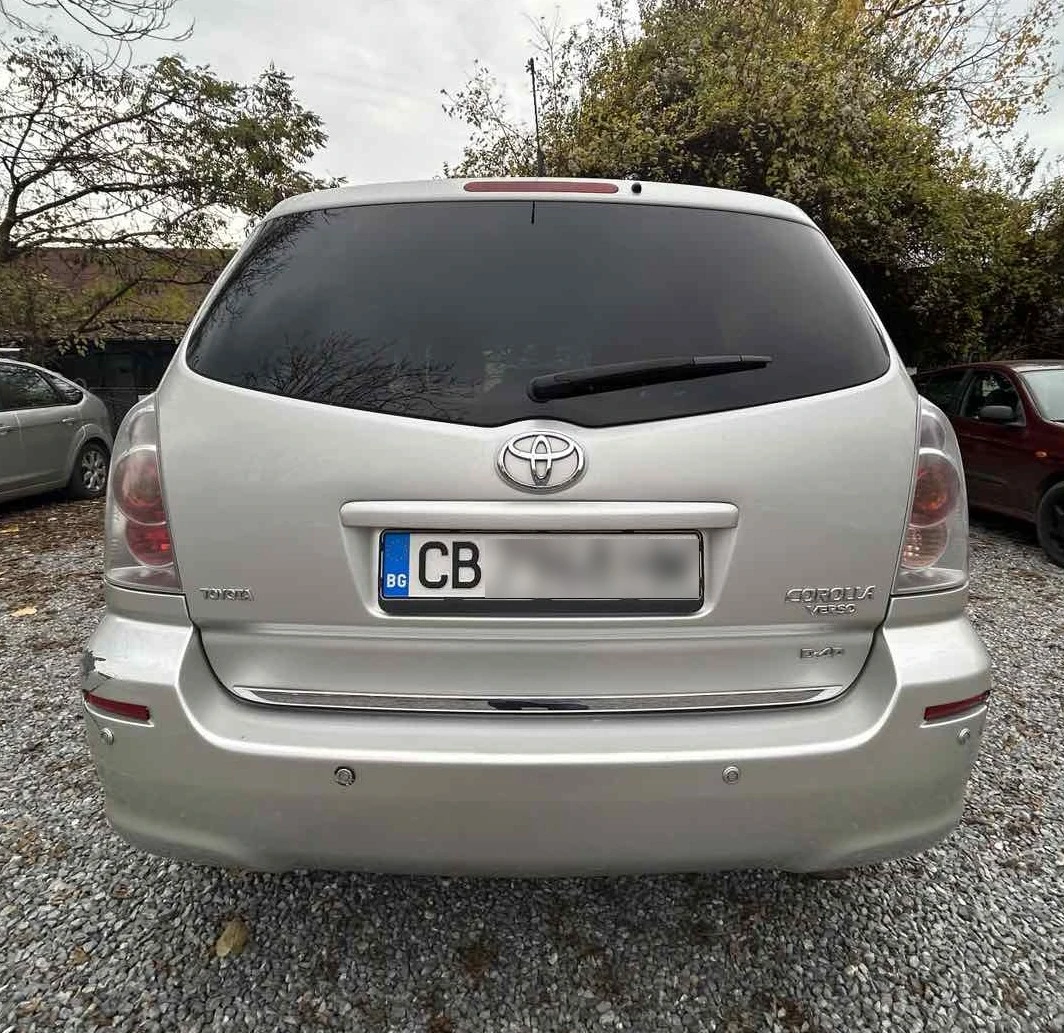 Toyota Corolla verso, снимка 4 - Автомобили и джипове - 56483580