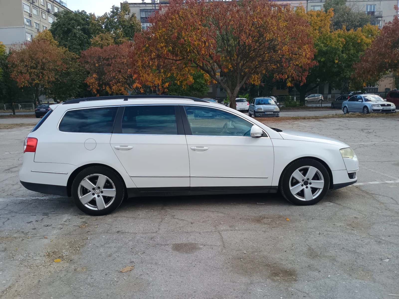 VW Passat, снимка 4 - Автомобили и джипове - 56637673