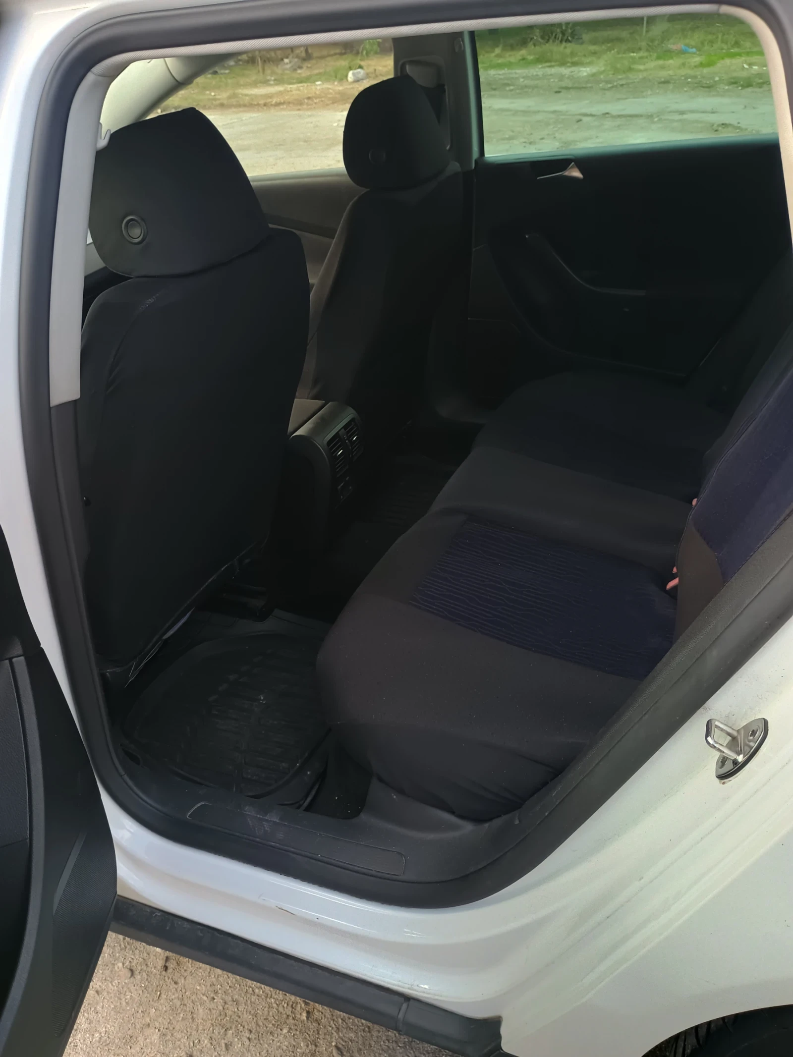 VW Passat, снимка 7 - Автомобили и джипове - 56637673