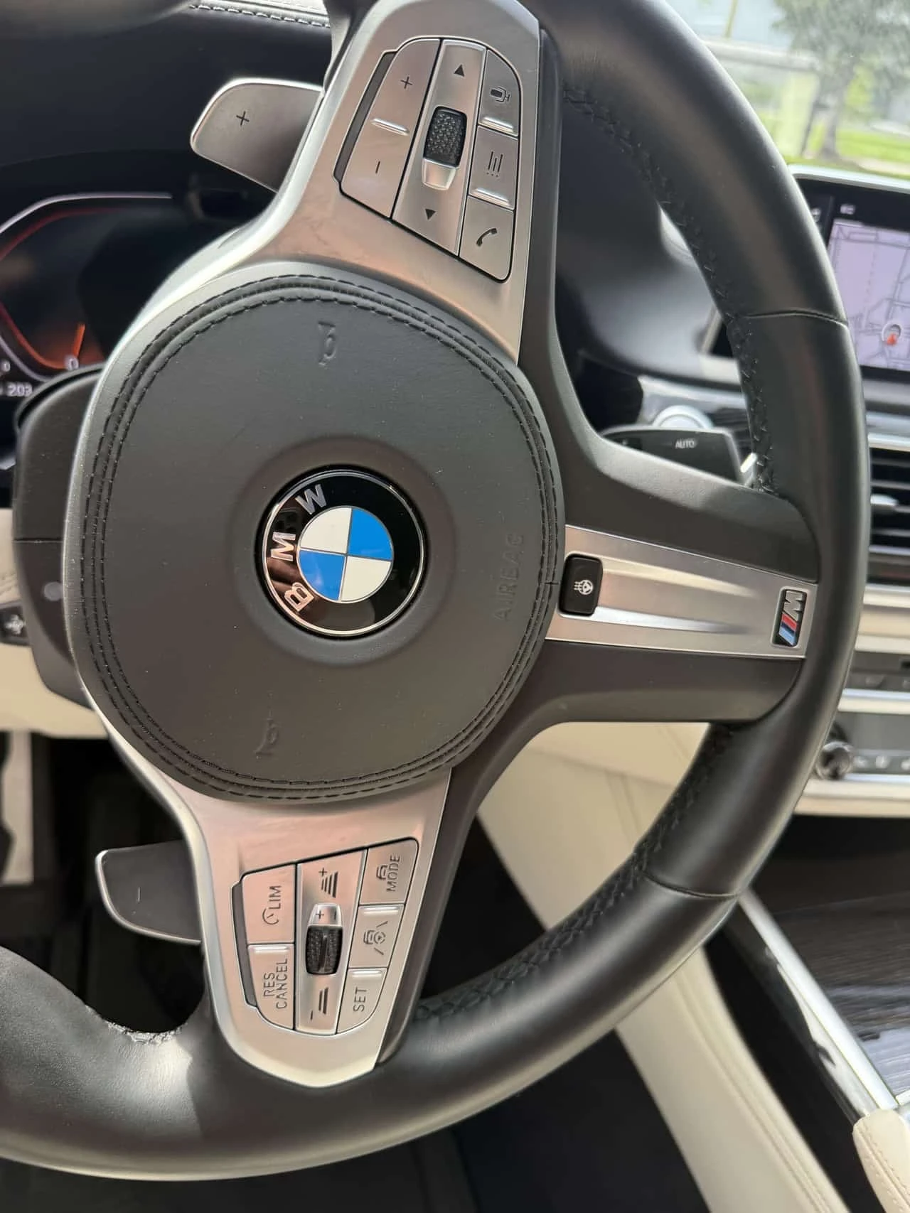 BMW 750 * xDrive * ��������� ���� �� �� * CARFAX * 17k km! | Mobile.bg � ����������� 5