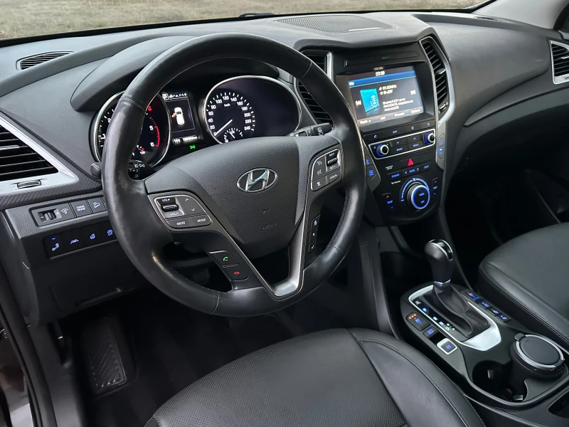 Hyundai Santa fe ПРОДАДЕН /2.2CRDi Face 4x4 Premium/Всички екстри/, снимка 9 - Автомобили и джипове - 52325122