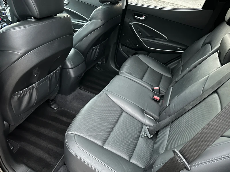 Hyundai Santa fe ПРОДАДЕН /2.2CRDi Face 4x4 Premium/Всички екстри/, снимка 14 - Автомобили и джипове - 52325122