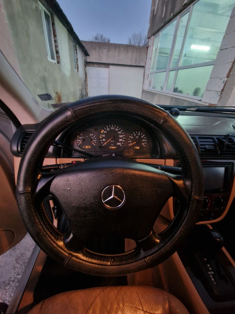 Mercedes-Benz ML 320 3.2, снимка 7 - Автомобили и джипове - 53163899
