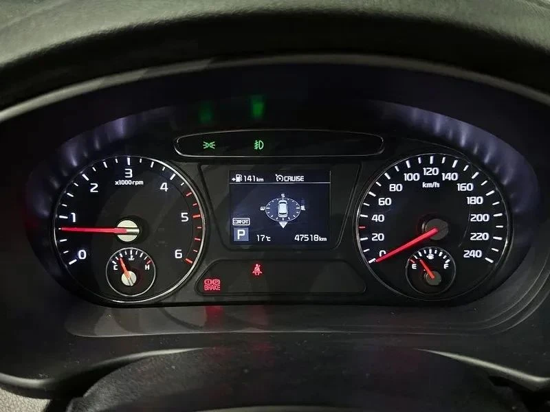 Kia Sorento, снимка 8 - Автомобили и джипове - 56737329