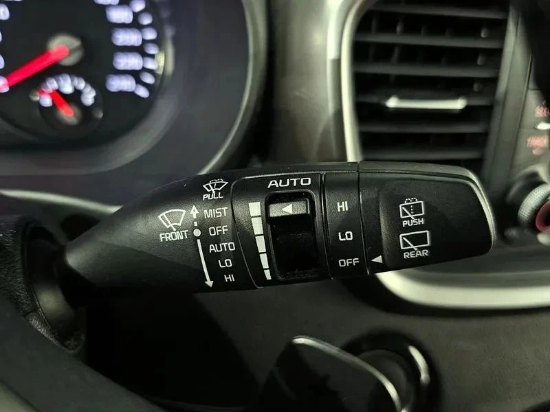 Kia Sorento, снимка 16 - Автомобили и джипове - 56737329
